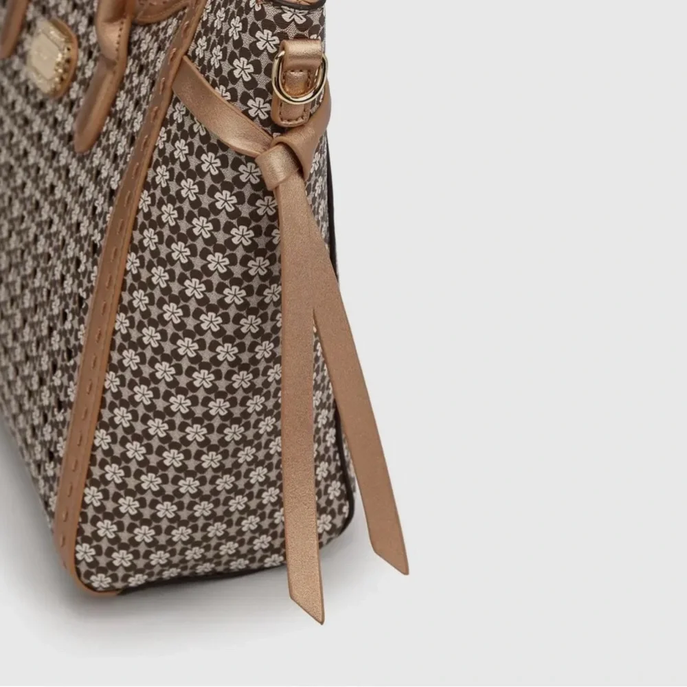 Chic Patterned Tote Bag in Brown and Tan - Picture 5 of 6